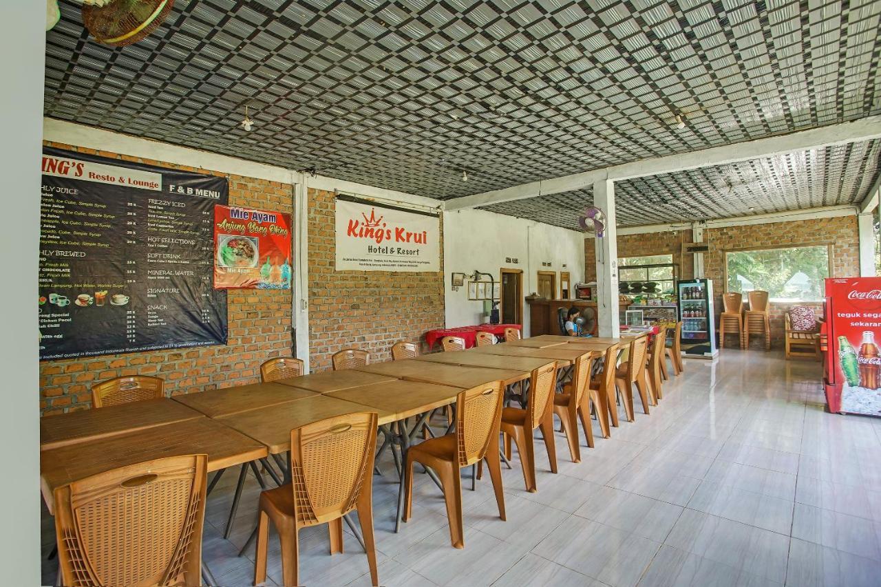 Oyo 2246 Anjung Bang Oking Hotel & Resort Pasarpulaupisang Екстер'єр фото